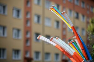 Netzagentur beendet Streit um doppelten Glasfaserausbau
