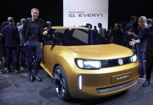 VW und Rivian starten Wintertests neuer Fahrzeug-Architektur