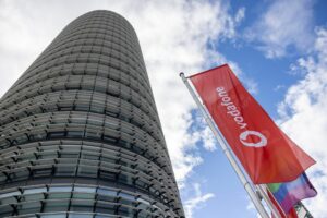 Vodafone bekommt dank Konkurrent 1&1 mehr Geld in die Kasse